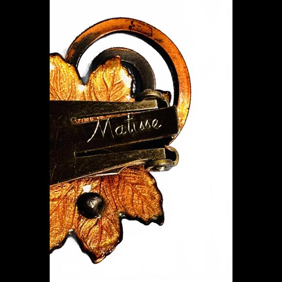 VINTAGE MATISSE 1950'S RENOIR GREEN ENAMELED MAPLE LEAF AND MATCHING EARRINGS - Picture 7 of 7